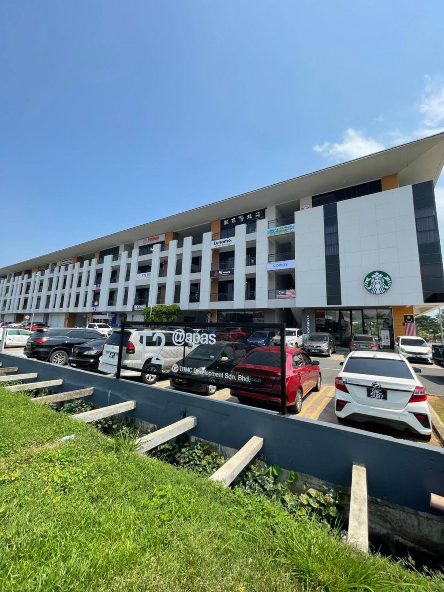 Hotel The Eins At The Frohaus Tawau Exterior foto